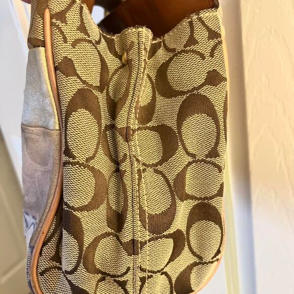 Coach Vintage Signature Patchwork Shoulder Bag - Picture 2 of 5